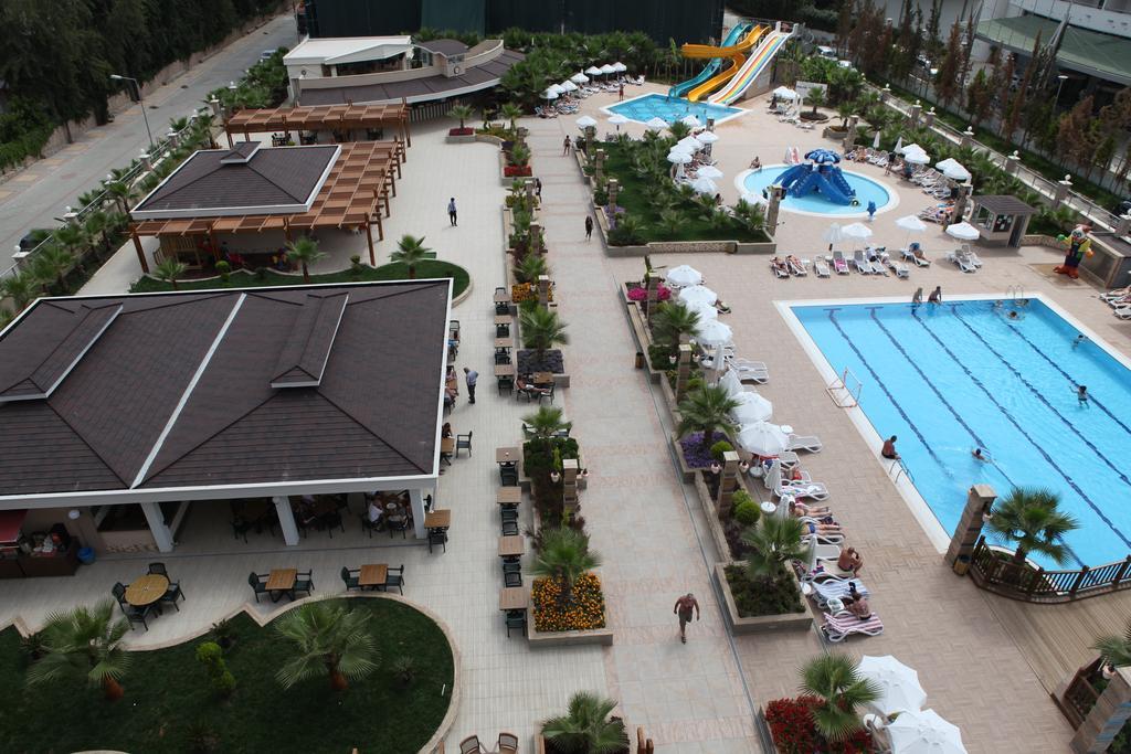 Dizalya Palm Garden Hotel Konaklı Esterno foto